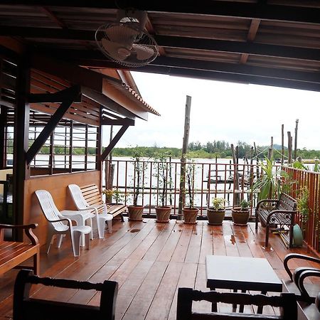 At Pier Hostel Lanta Ko Lanta المظهر الخارجي الصورة